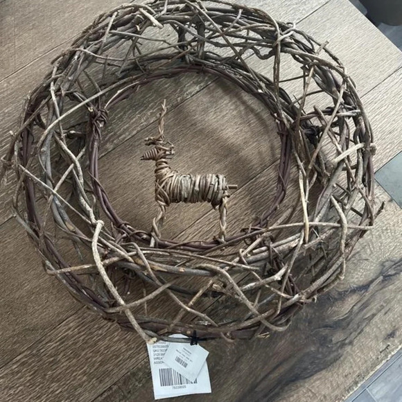 Anthropologie Grapevine Reindeer Wreath Christmas - Picture 3 of 3